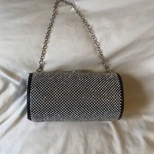 Chic Silver Chain Wristlet Clutch